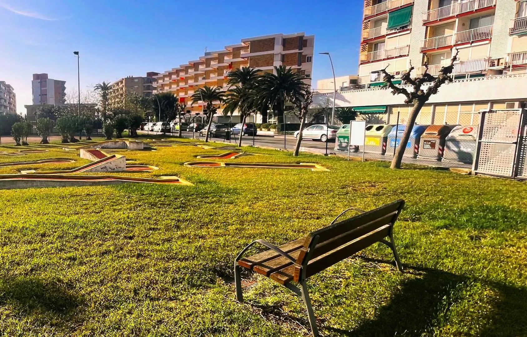 Sterling & Fair - Seaside La Pineda Apartment Spain